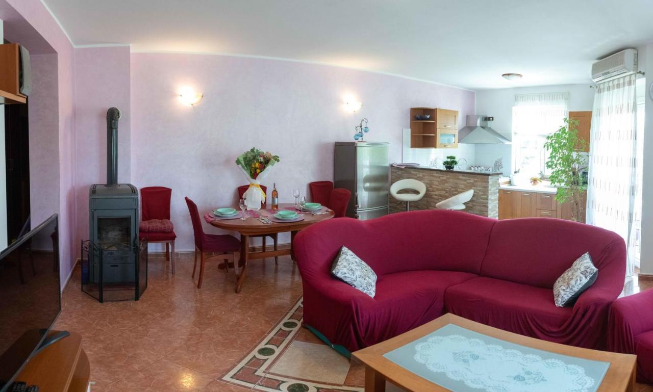 רוביני Apartment Kata מראה חיצוני תמונה